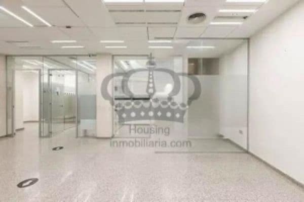 Local comercial de 160m2 - Imagen 1