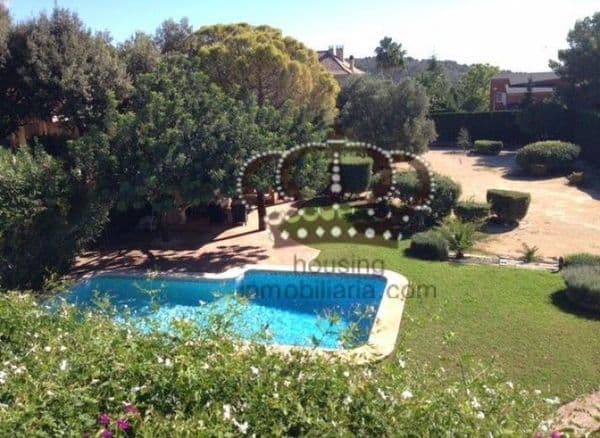 Villa Mediterránea en exclusiva urbanización - Imagen 10