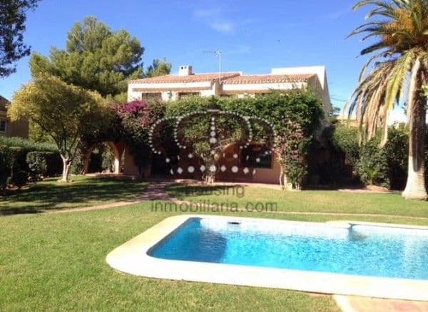 Villa Mediterránea en exclusiva urbanización - Imagen 11