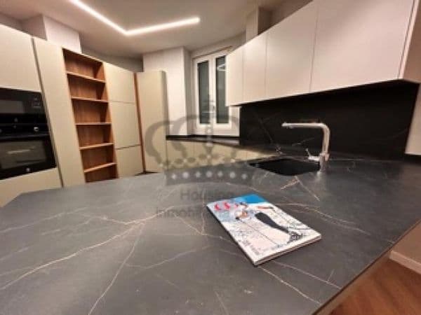 Inmueble junto a Mercado Colón - Imagen 1