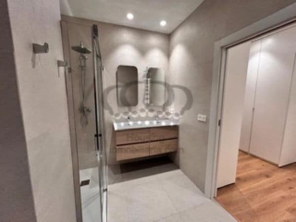 Inmueble junto a Mercado Colón - Imagen 2